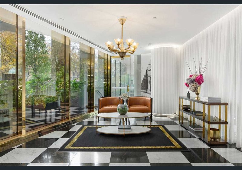 Photo - 1404/8 Bowen Crescent, South Melbourne VIC 3205 - Image 8