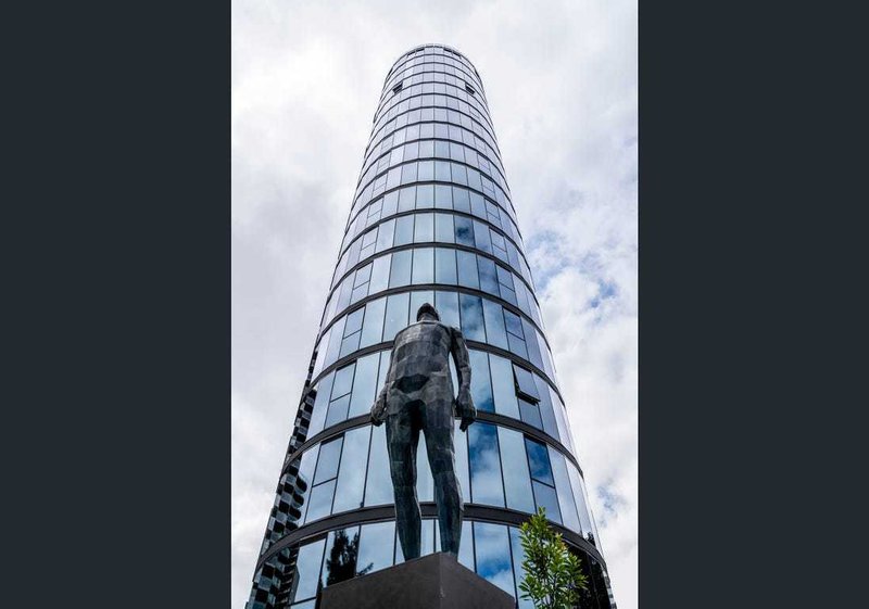 Photo - 1404/8 Bowen Crescent, South Melbourne VIC 3205 - Image 12