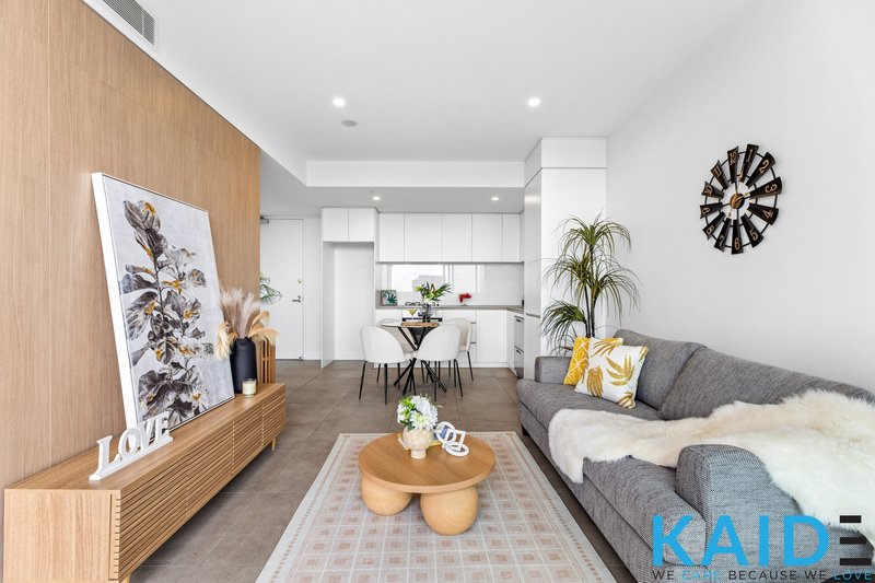 Photo - 1405/17 Penny Place, Adelaide SA 5000 - Image 2
