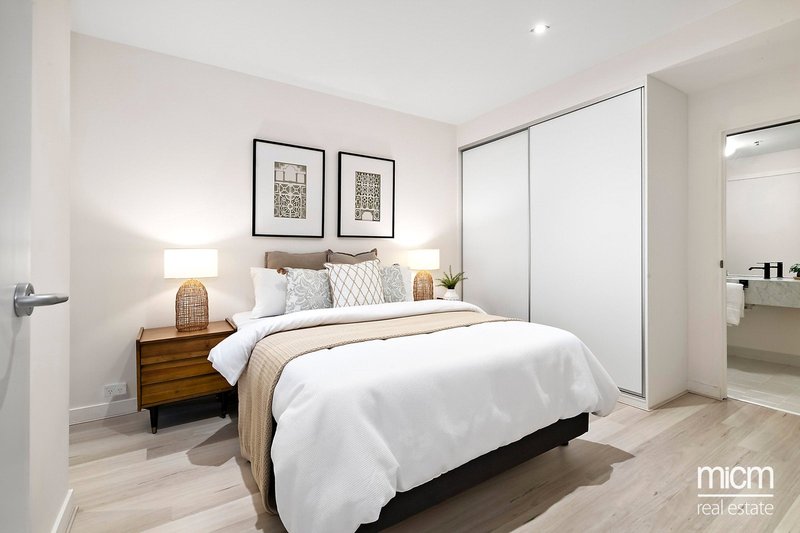 Photo - 1405/22-24 Jane Bell Lane, Melbourne VIC 3000 - Image 6