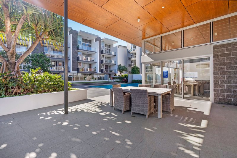 Photo - 1406/65 Varsity Parade, Varsity Lakes QLD 4227 - Image 29