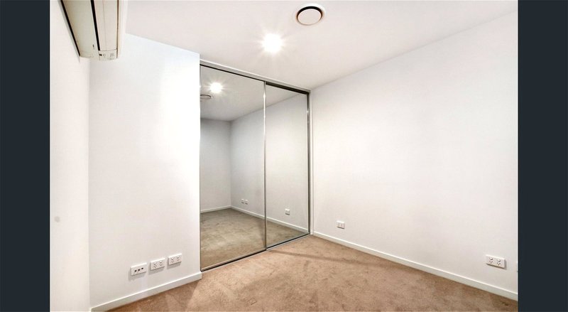 Photo - 1407/5 Sutherland Street, Melbourne VIC 3000 - Image 4