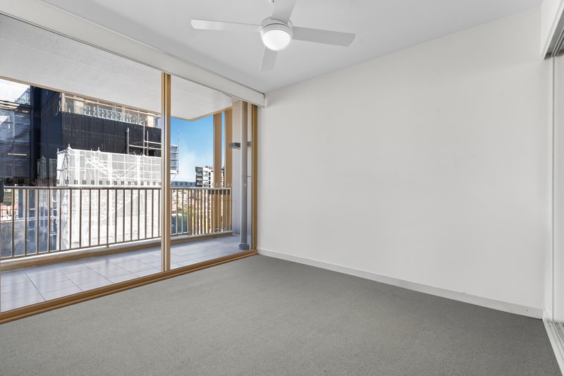 Photo - 1408/191 Constance Street, Bowen Hills QLD 4006 - Image 5