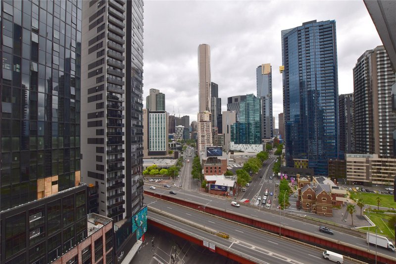 Photo - 1408/241 City Road, Southbank VIC 3006 - Image 8