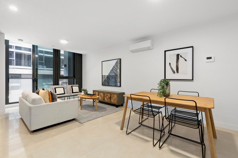 1409/12 Queens Road, Melbourne VIC 3004