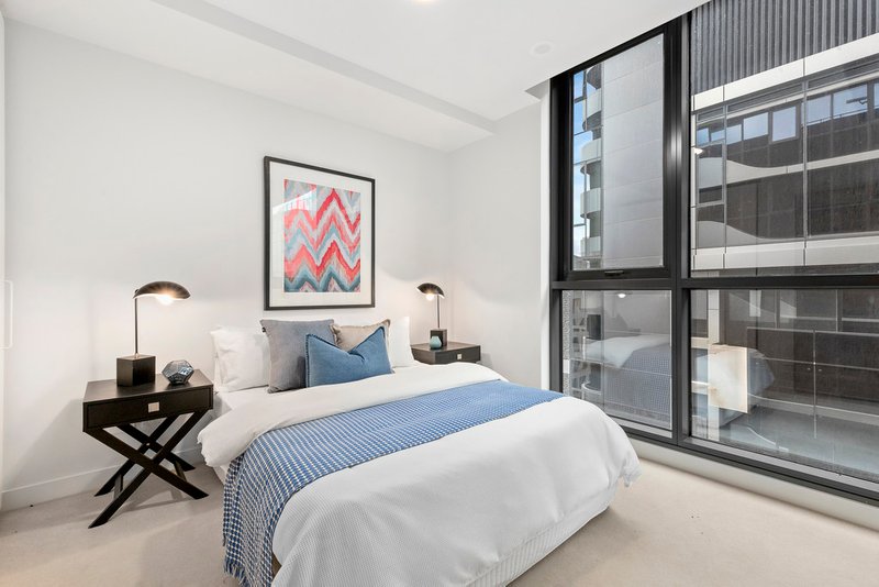 Photo - 1409/12 Queens Road, Melbourne VIC 3004 - Image 6