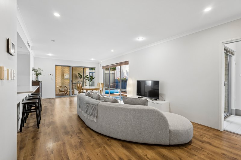 Photo - 140A London Street, North Perth WA 6006 - Image 4