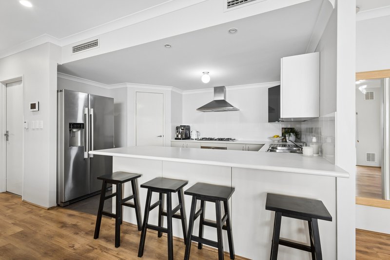 Photo - 140A London Street, North Perth WA 6006 - Image 7