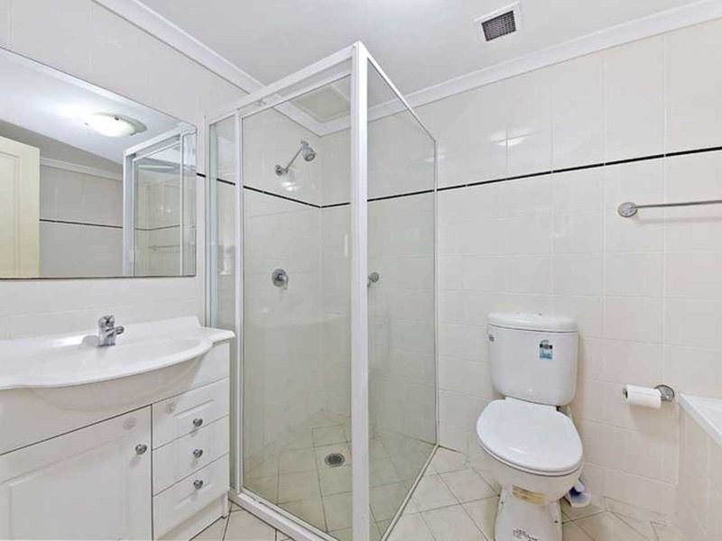 Photo - 14/1-3 Beresford Road, Strathfield NSW 2135 - Image 4