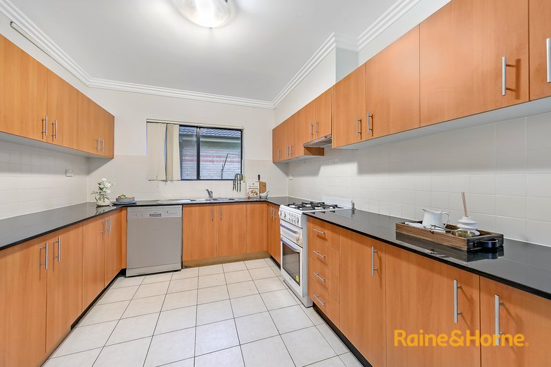 Photo - 1/41-43 Honiton Avenue, Carlingford NSW 2118 - Image 8