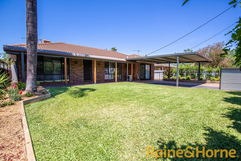 141 Booth Street, Narromine NSW 2821