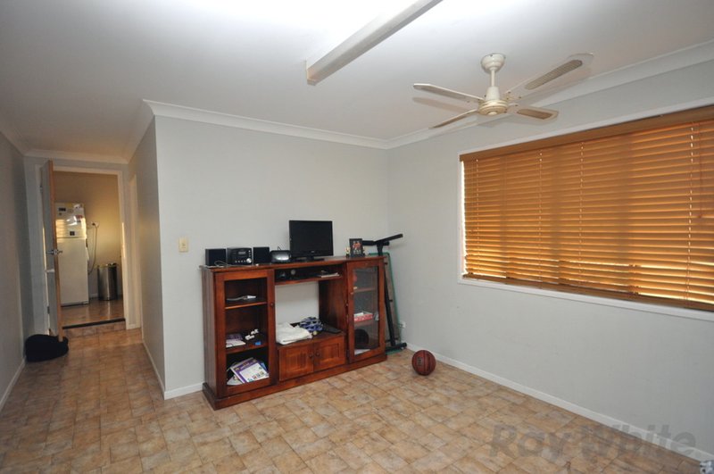 Photo - 141 Boscoe Road, Narangba QLD 4504 - Image 6