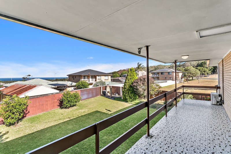 Photo - 141 Captain Cook Drive, Barrack Heights NSW 2528 - Image 6