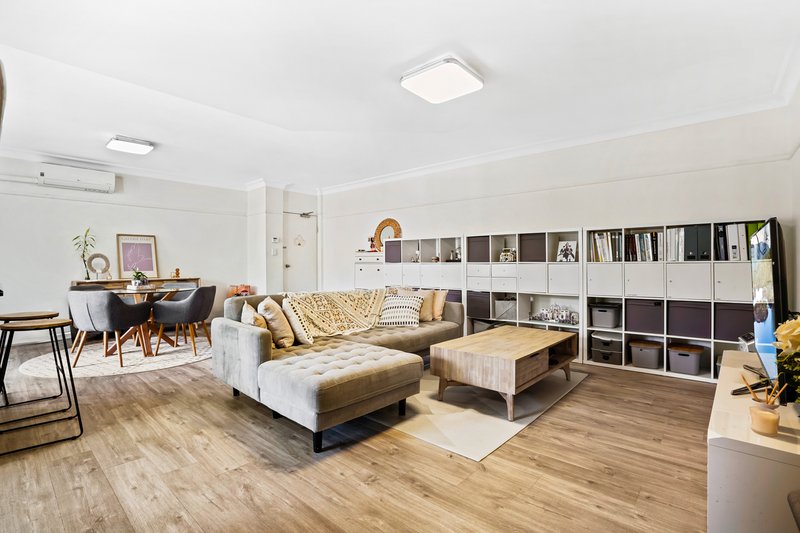 Photo - 14/1 Cheriton Avenue, Castle Hill NSW 2154 - Image 4