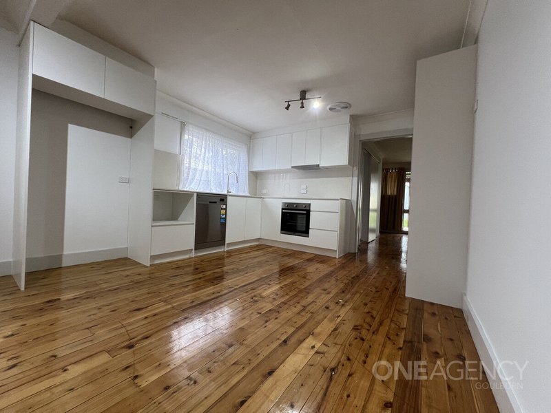 Photo - 141 Clinton Street, Goulburn NSW 2580 - Image 5