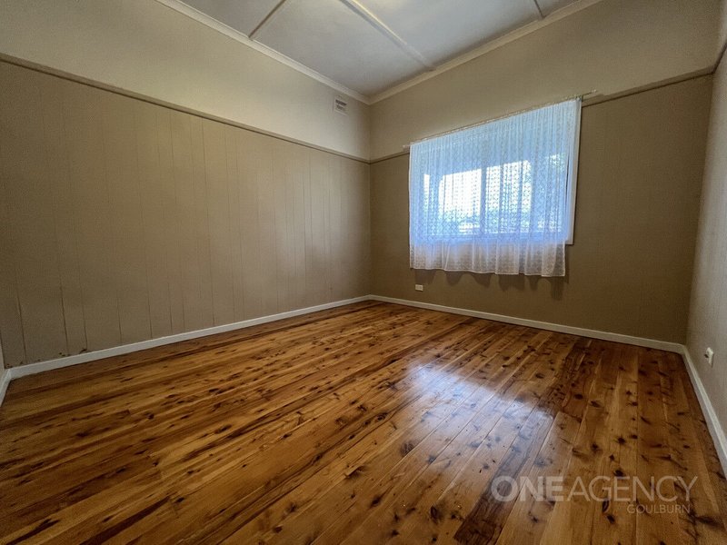 Photo - 141 Clinton Street, Goulburn NSW 2580 - Image 8