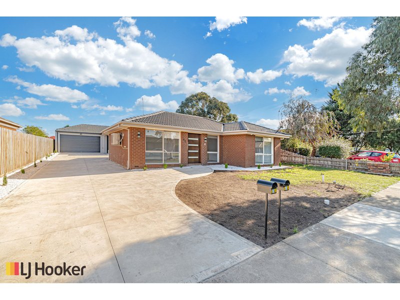 Photo - 1/41 Dorchester Street, Craigieburn VIC 3064 - Image 2