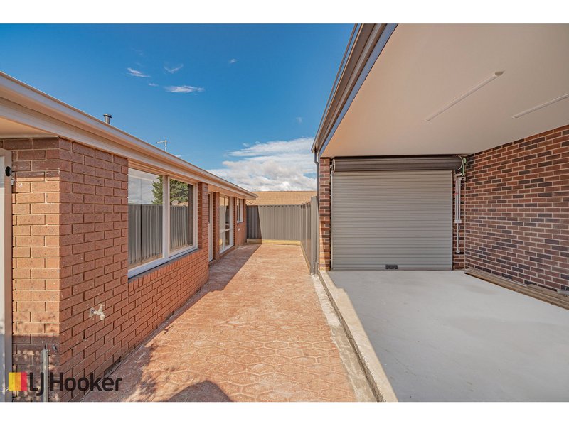 Photo - 1/41 Dorchester Street, Craigieburn VIC 3064 - Image 19