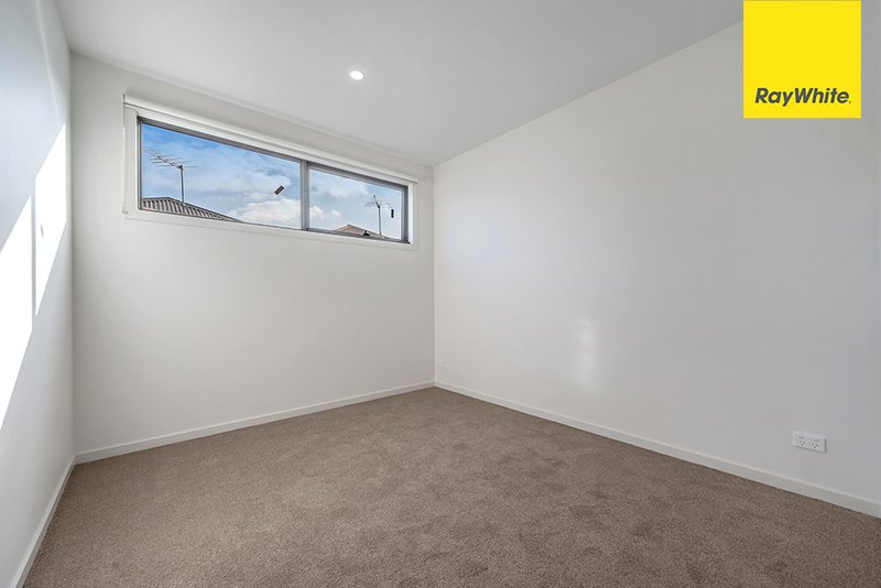 Photo - 1/41 Furlong Street, Craigieburn VIC 3064 - Image 6