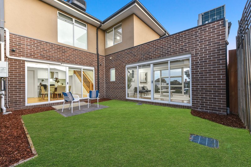 Photo - 1/41 Hansworth Street, Mulgrave VIC 3170 - Image 15