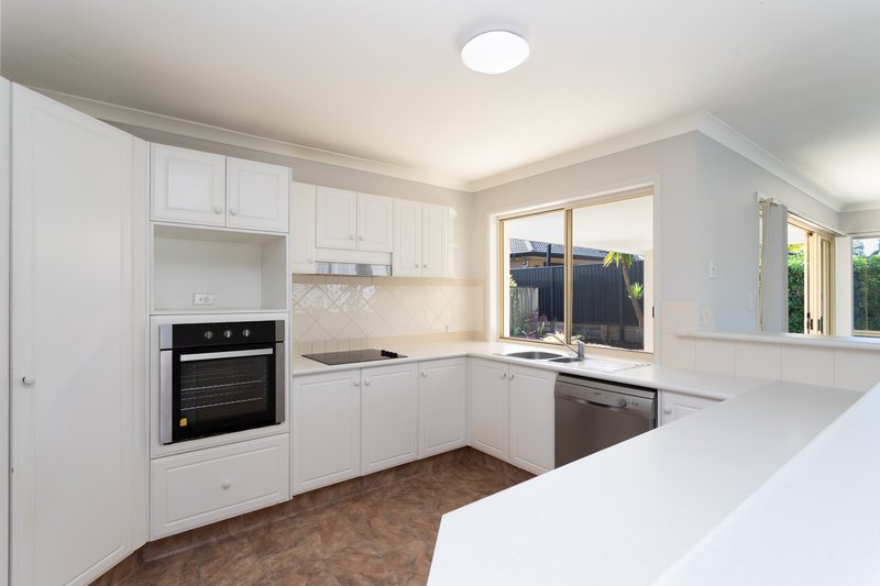 Photo - 141 Harrier Drive, Burleigh Waters QLD 4220 - Image 5
