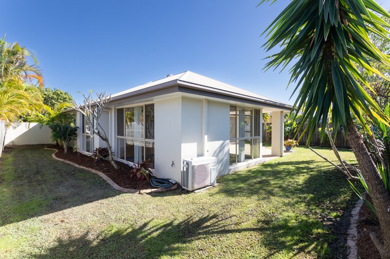 Photo - 141 Harrier Drive, Burleigh Waters QLD 4220 - Image 13