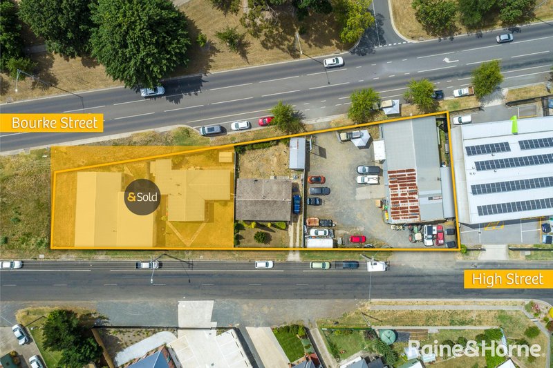 Photo - 141 High Street, Kyneton VIC 3444 - Image 3