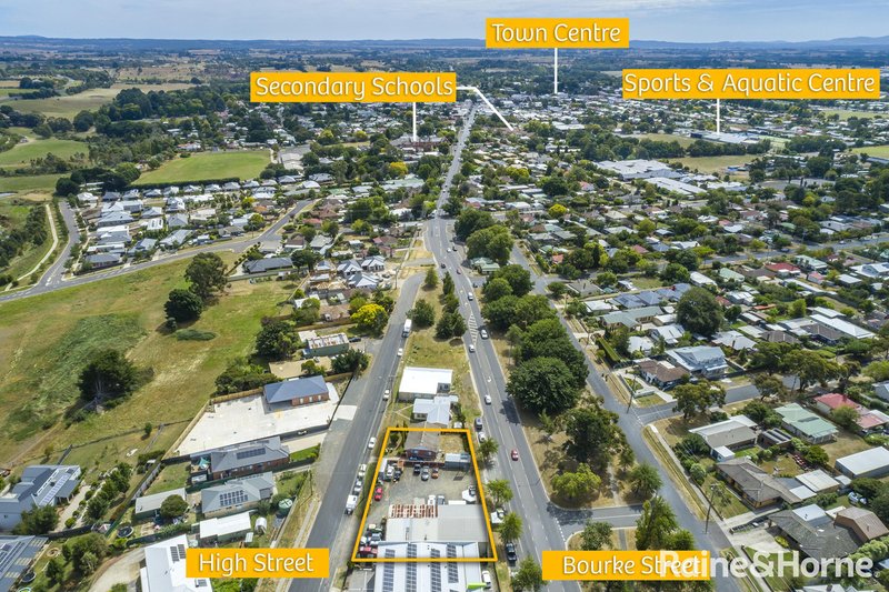 Photo - 141 High Street, Kyneton VIC 3444 - Image 15