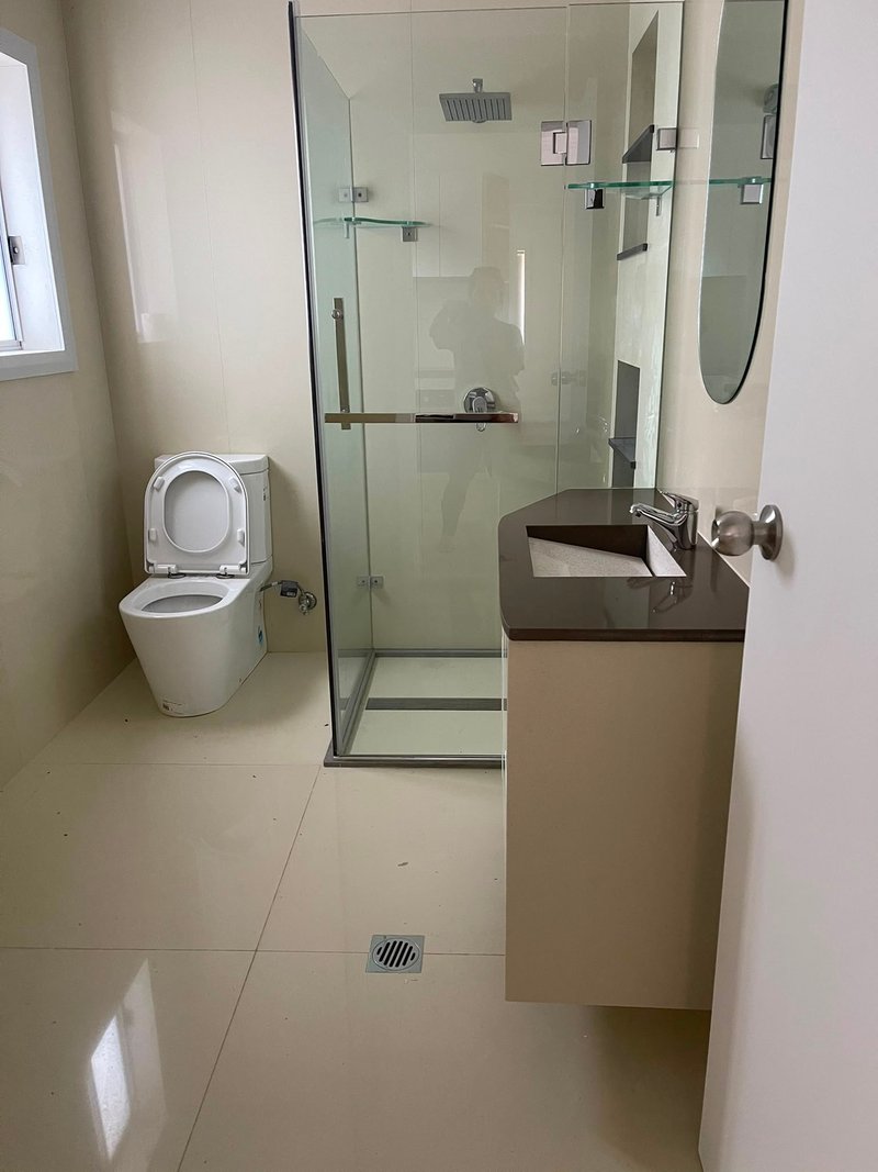 Photo - 141 Hill Road, Lurnea NSW 2170 - Image 4