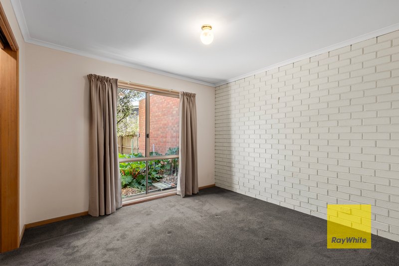 Photo - 1/41 Hindle Street, Grovedale VIC 3216 - Image 5