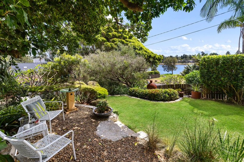 Photo - 141 Lagoon Street, Narrabeen NSW 2101 - Image 1