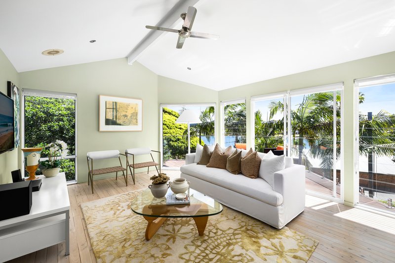Photo - 141 Lagoon Street, Narrabeen NSW 2101 - Image 9