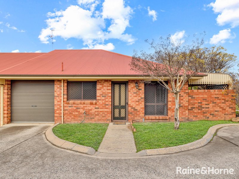 Photo - 1/41 Lambert Street, Bathurst NSW 2795 - Image 1