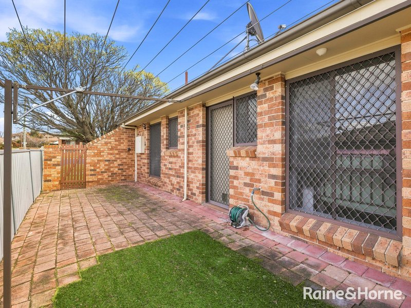 Photo - 1/41 Lambert Street, Bathurst NSW 2795 - Image 9