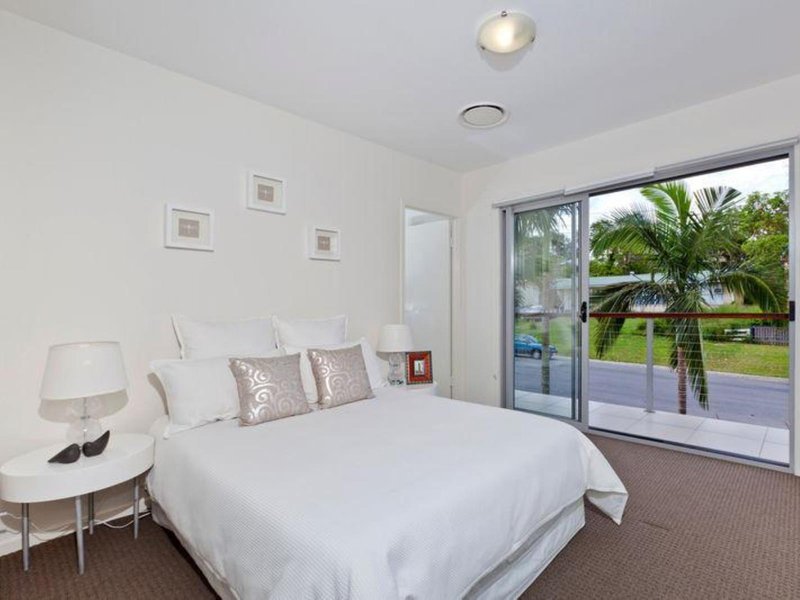 Photo - 1/41 Livingstone Street, Yeerongpilly QLD 4105 - Image 6