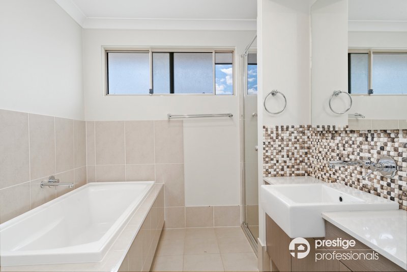 Photo - 141 Maddecks Avenue, Moorebank NSW 2170 - Image 9