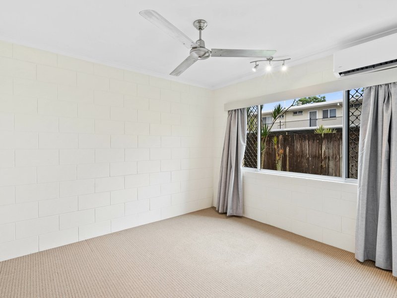 Photo - 1/41 Mazlin Street, Edge Hill QLD 4870 - Image 12