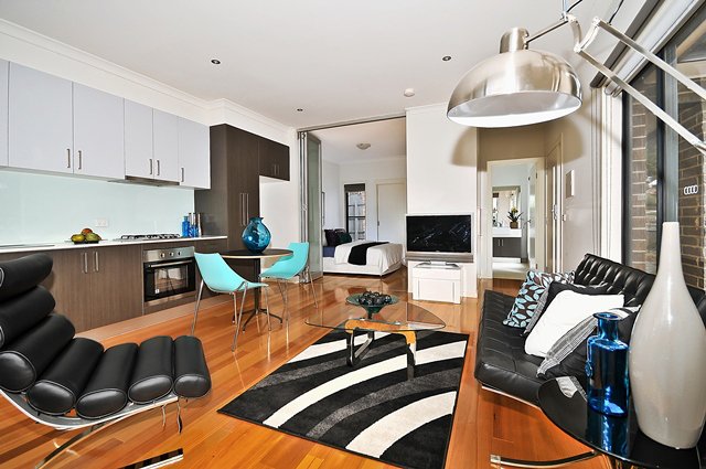Photo - 1/41 Mcmahon Road, Reservoir VIC 3073 - Image 3