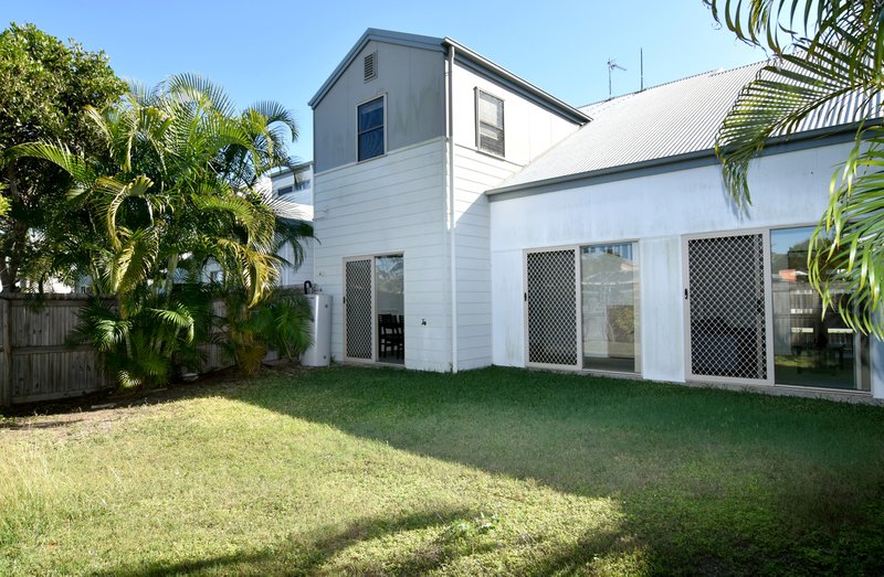 Photo - 14/1 Michel Place, Telina QLD 4680 - Image 8