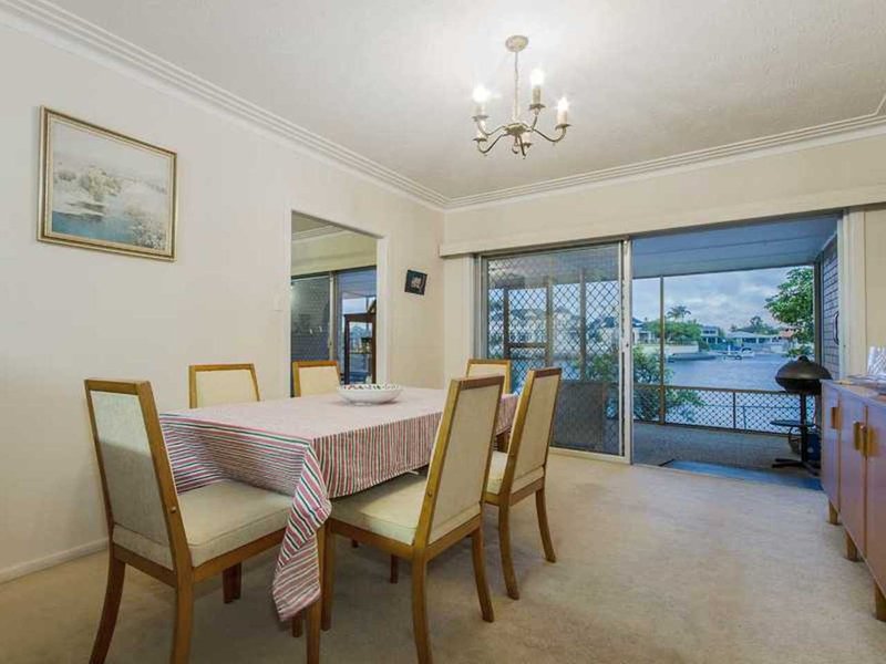 Photo - 141 Monaco Street, Broadbeach Waters QLD 4218 - Image 6