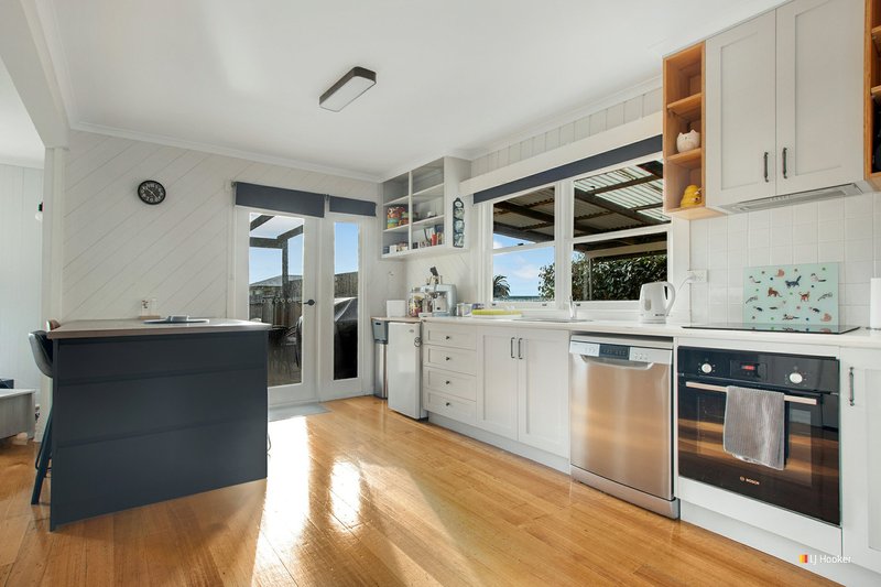 Photo - 141 Oldaker Street, Devonport TAS 7310 - Image 3