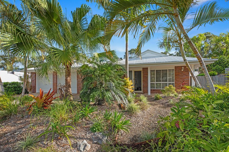 Photo - 141 Outlook Drive, Tewantin QLD 4565 - Image 2