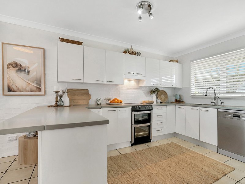 Photo - 1/41 Park Beach Road, Coffs Harbour NSW 2450 - Image 6