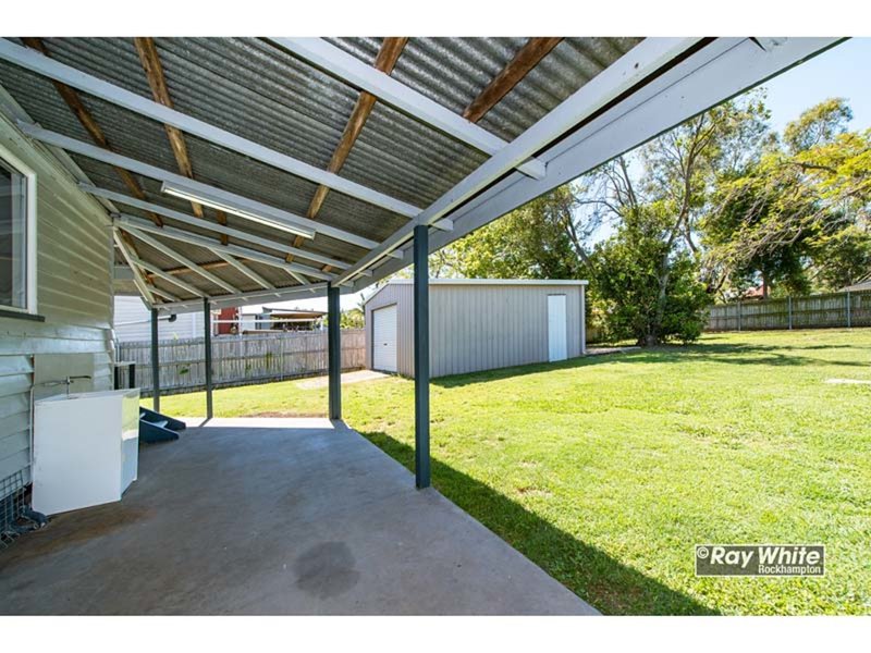 Photo - 141 Rodboro Street, Berserker QLD 4701 - Image 17