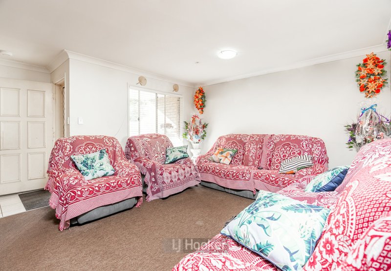 Photo - 141 Short Street, Boronia Heights QLD 4124 - Image 4