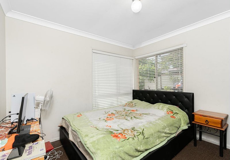 Photo - 141 Short Street, Boronia Heights QLD 4124 - Image 8