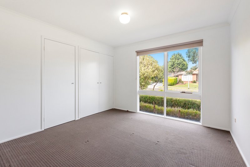 Photo - 1/41 Spruce Drive, Rowville VIC 3178 - Image 4