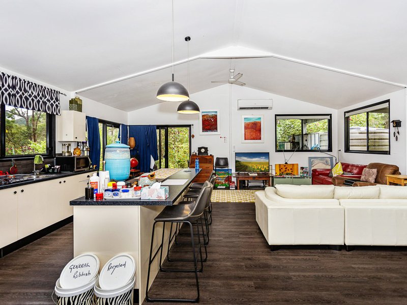 Photo - 141 Staghorn Drive, Austinville QLD 4213 - Image 11
