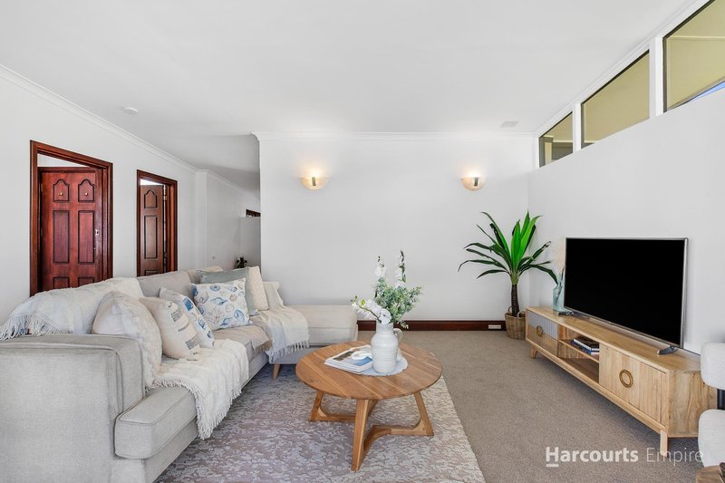 Photo - 141 Weaponess Road, Wembley Downs WA 6019 - Image 9