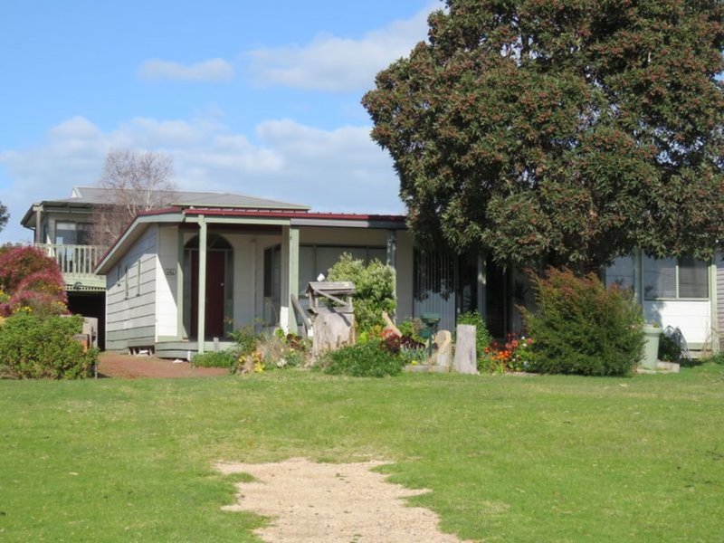 141 Western Boulevard, Raymond Island VIC 3880